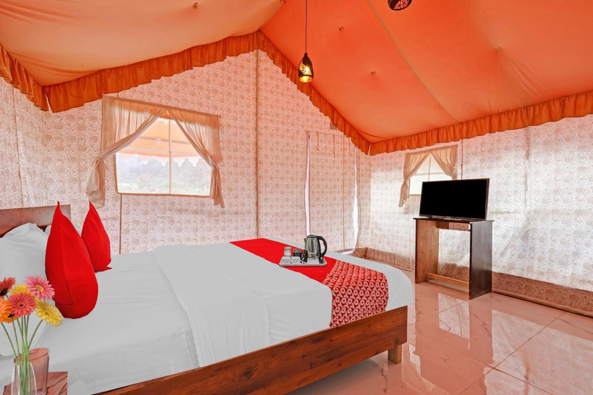 Hotel O Pine View Resort Nainital Eksteriør bilde